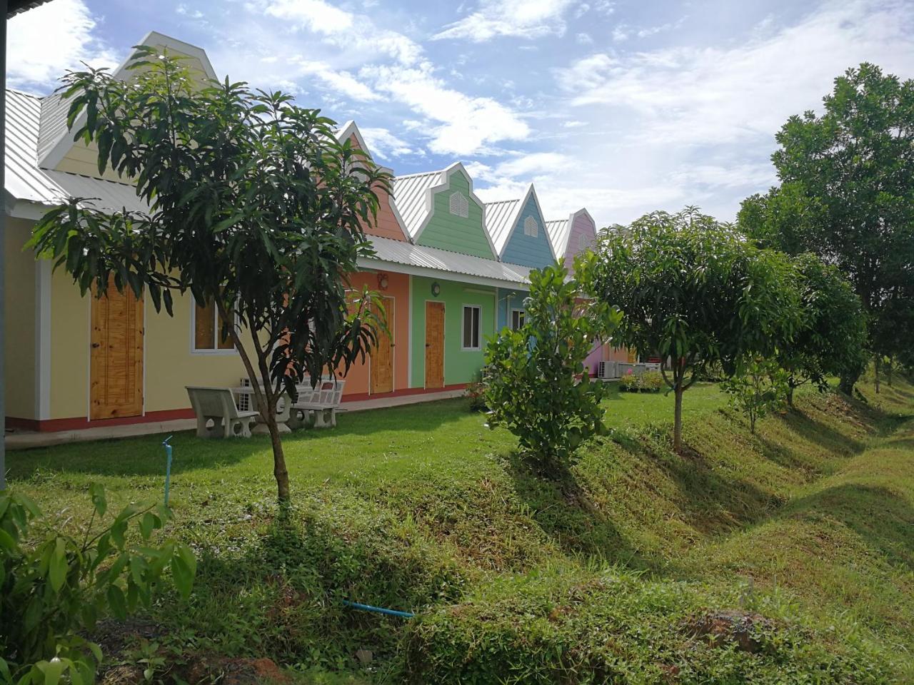 Armthong Resort Nakhon Nayok Exterior foto